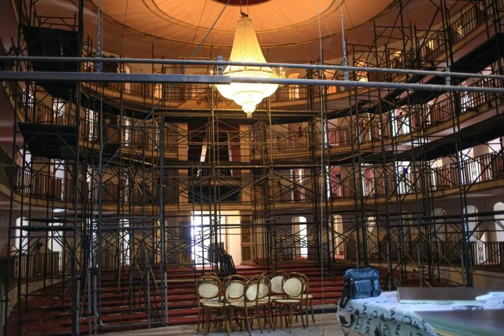 Segov_reforma_Teatro_Arthur_Azevedo_23-04-2026_003-1024x683